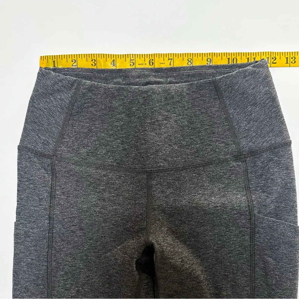 The North Face Women's Side Pocket Mid-Rise 7/8 Leggings Charcoal Heather Grey - Picture 10 of 11